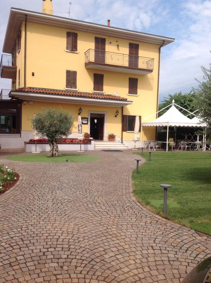 Hotel Panineria Colombera Rossa Brescia Exterior foto