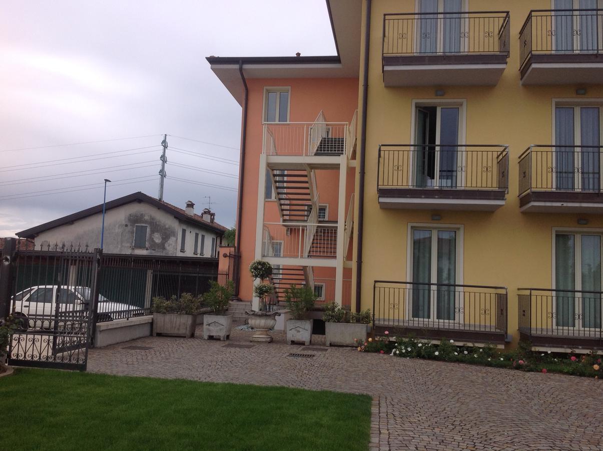 Hotel Panineria Colombera Rossa Brescia Exterior foto